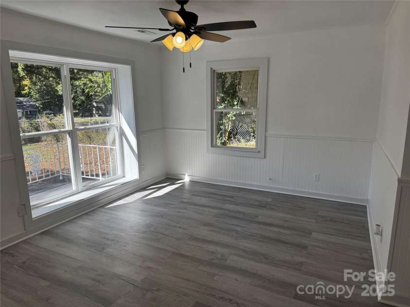 1123 Saratoga Drive, Charlotte, NC 28208.  MLS# CAR4315319, YatesRealty ID 3243. 