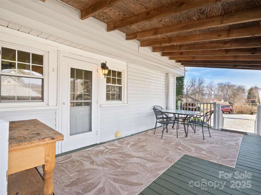 4739 Old Clyde Road, Clyde, NC 28721.  MLS# CAR4329017, YatesRealty ID 3243. 