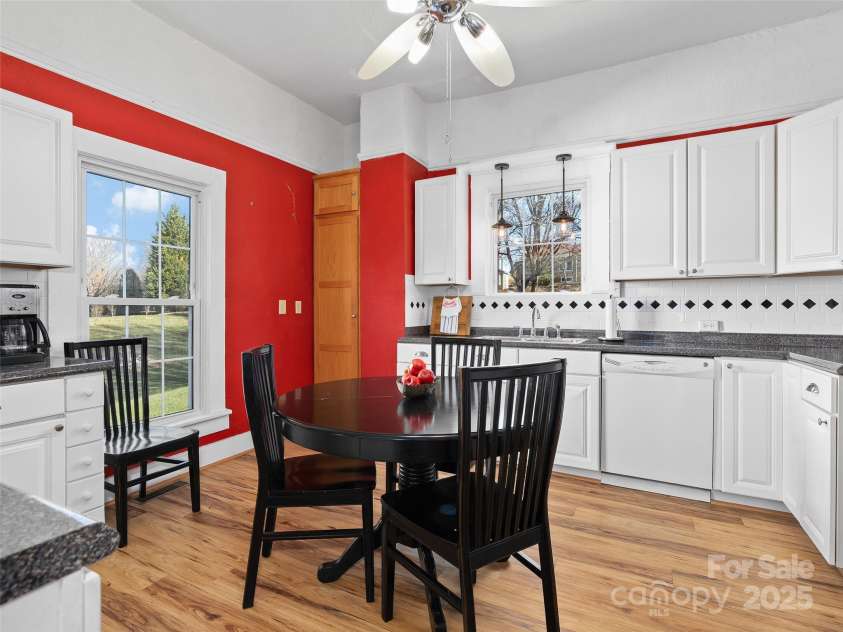 4739 Old Clyde Road, Clyde, NC 28721.  MLS# CAR4329017, YatesRealty ID 3243. 