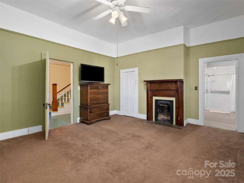 4739 Old Clyde Road, Clyde, NC 28721.  MLS# CAR4329017, YatesRealty ID 3243. 