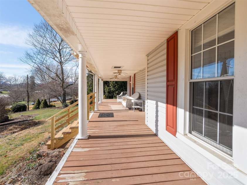 4739 Old Clyde Road, Clyde, NC 28721.  MLS# CAR4329017, YatesRealty ID 3243. 