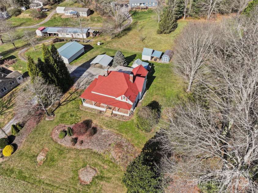 4739 Old Clyde Road, Clyde, NC 28721.  MLS# CAR4329017, YatesRealty ID 3243. 