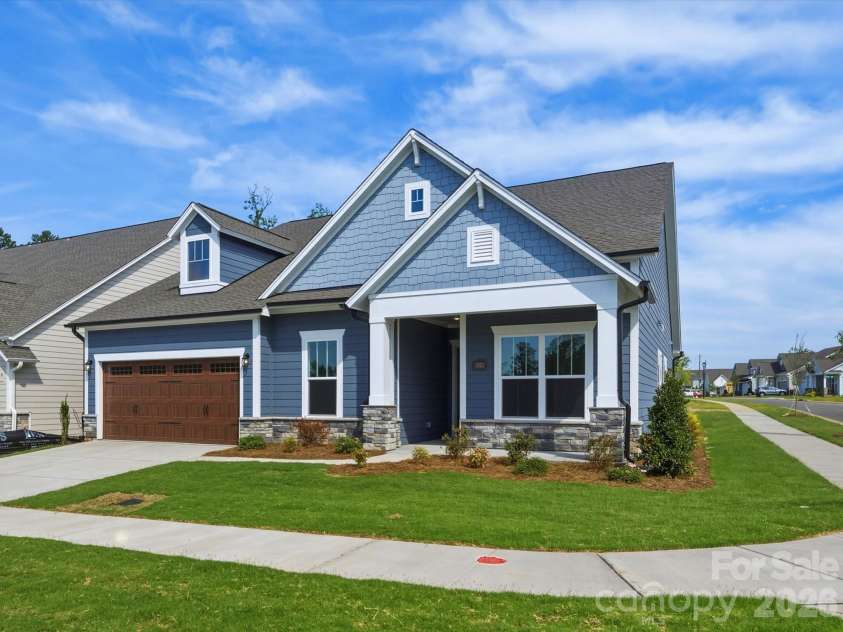 1202 Pastoral Place, Waxhaw, NC 28173.  MLS# CAR4377172, YatesRealty ID 32430. 