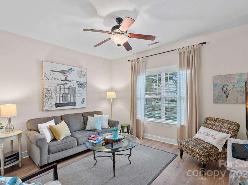 1108 Phar Lap Drive, Indian Trail, NC 28079.  MLS# CAR4290499, YatesRealty ID 32432. Large 2ndary Bedroom