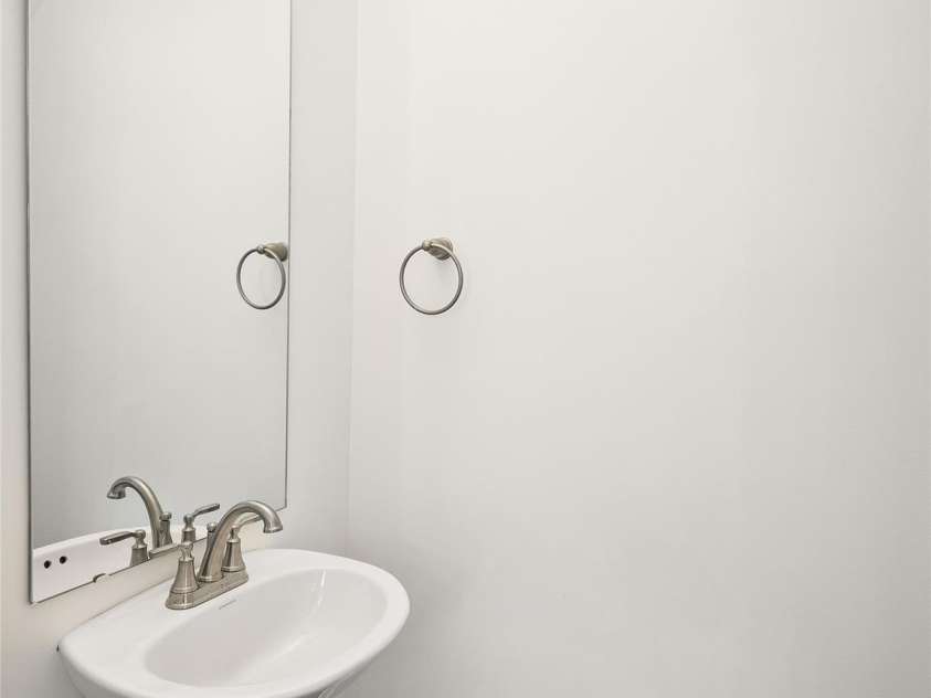 26 Walnut Springs Drive, Asheville, NC 28804.  MLS# CAR4240354, YatesRealty ID 32433. 