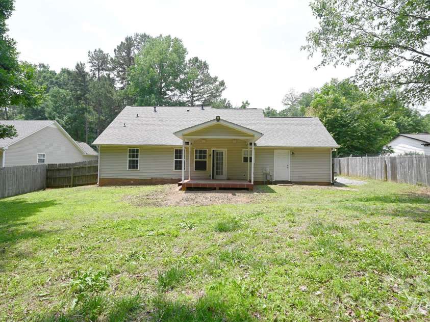 13415 Phillips Road, Matthews, NC 28105.  MLS# CAR4392259, YatesRealty ID 32434. 