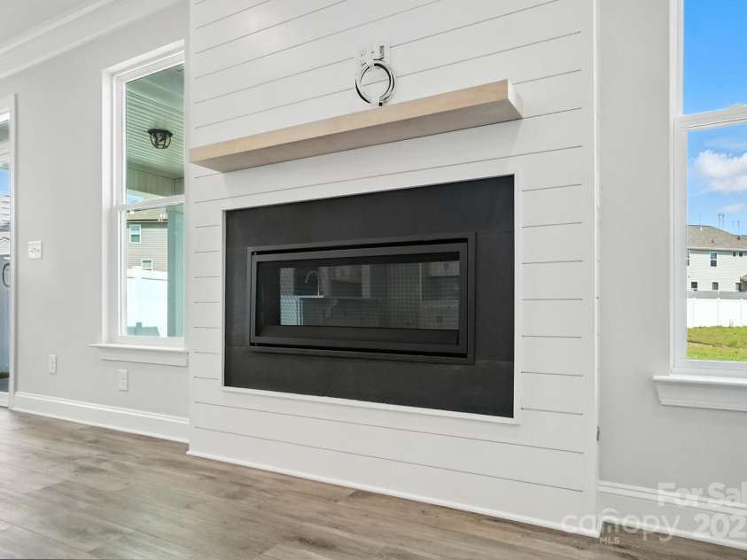 2012 Embassy Court, Charlotte, NC 28213.  MLS# CAR4249396, YatesRealty ID 32434. 