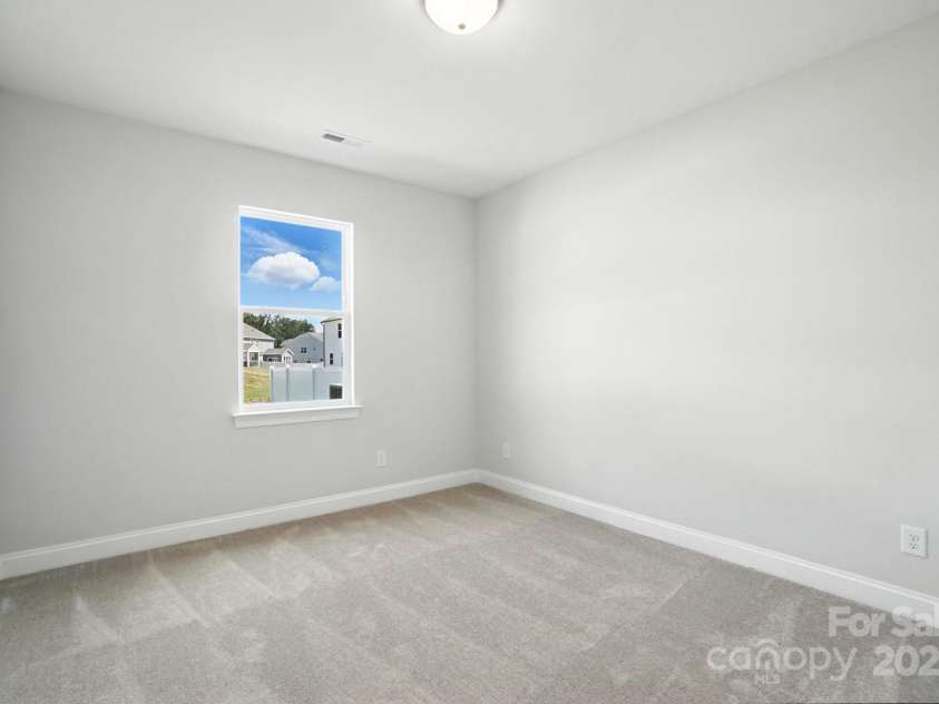 2012 Embassy Court, Charlotte, NC 28213.  MLS# CAR4249396, YatesRealty ID 32434. 