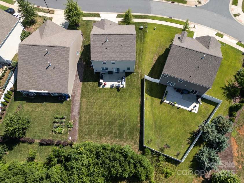 147 Atwater Landing Landing, Mooresville, NC 28117.  MLS# CAR4282145, YatesRealty ID 32436. 