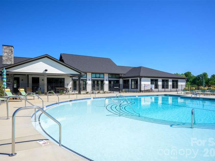1343 Idyllic Lane, Waxhaw, NC 28173.  MLS# CAR4329013, YatesRealty ID 32437. 