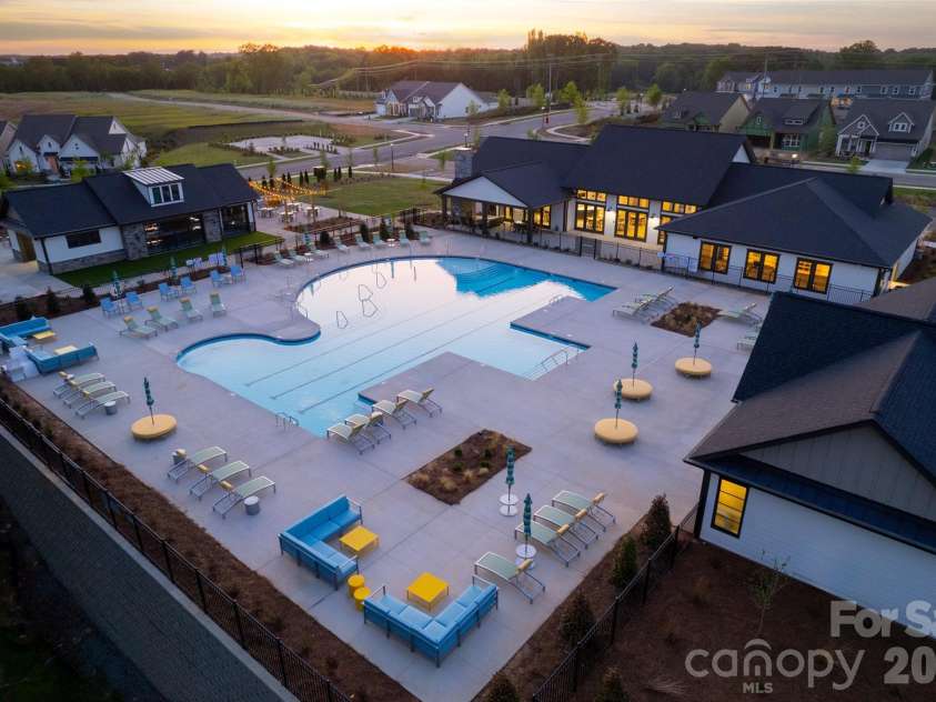1343 Idyllic Lane, Waxhaw, NC 28173.  MLS# CAR4329013, YatesRealty ID 32437. 