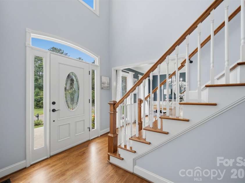 6253 Riviera Run Estates Drive, Hickory, NC 28601.  MLS# CAR4414547, YatesRealty ID 32438. 