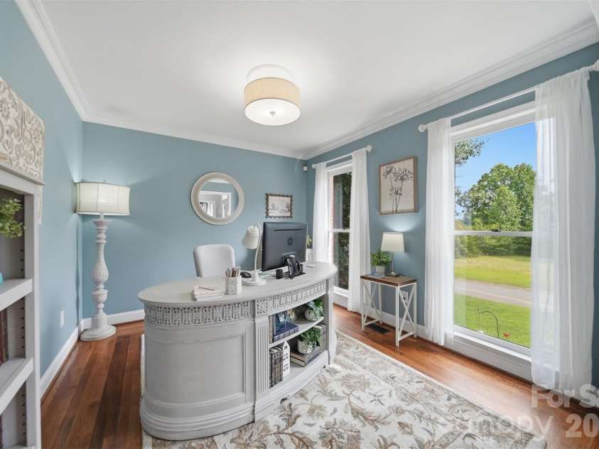 6253 Riviera Run Estates Drive, Hickory, NC 28601.  MLS# CAR4414547, YatesRealty ID 32438. 