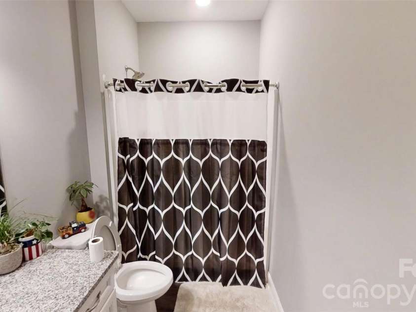 19 Higgins Road, Weaverville, NC 28787.  MLS# CAR4245935, YatesRealty ID 32439. 