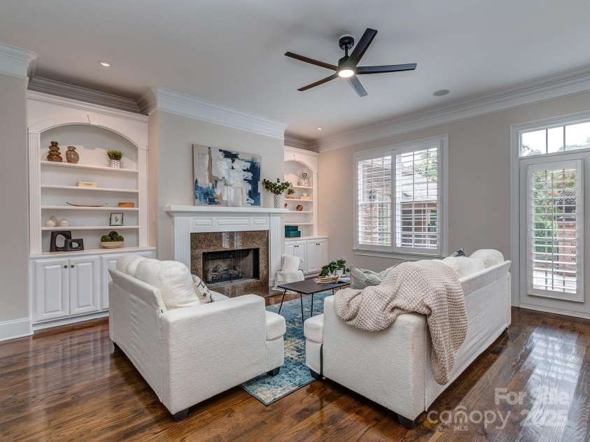 8208 Wingard Road, Waxhaw, NC 28173.  MLS# CAR4289721, YatesRealty ID 32439. Family Room w/ Custom Cabinetry