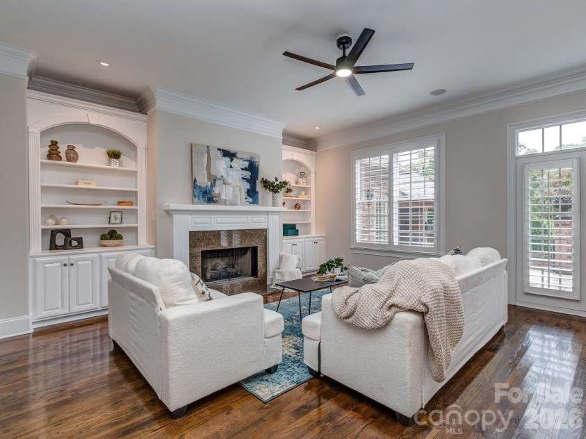 8208 Wingard Road, Waxhaw, NC 28173.  MLS# CAR4289721, YatesRealty ID 32439. Family Room w/ Custom Cabinetry