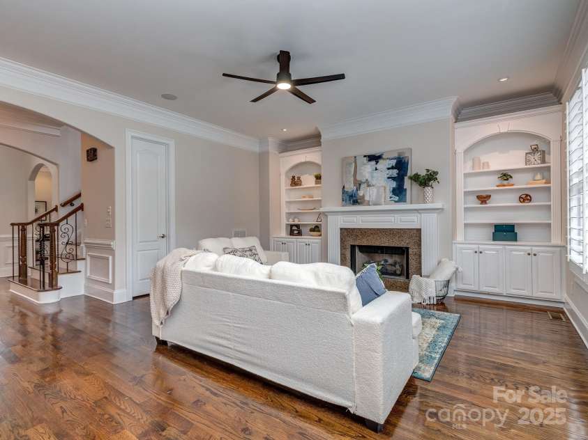 8208 Wingard Road, Waxhaw, NC 28173.  MLS# CAR4289721, YatesRealty ID 32439. Family Room w/ Gas Fireplace