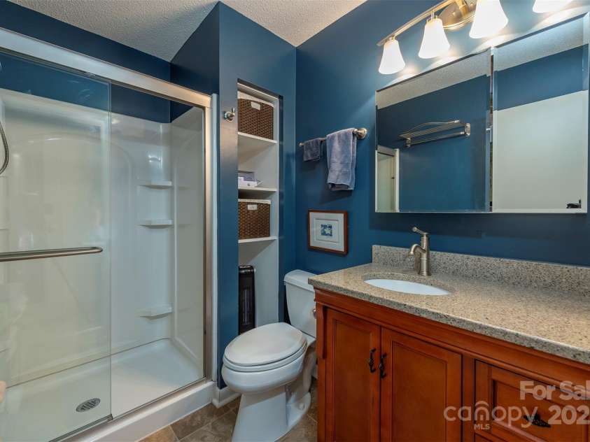 104 Llama Vista Way, Black Mountain, NC 28711.  MLS# CAR4234574, YatesRealty ID 3244. 