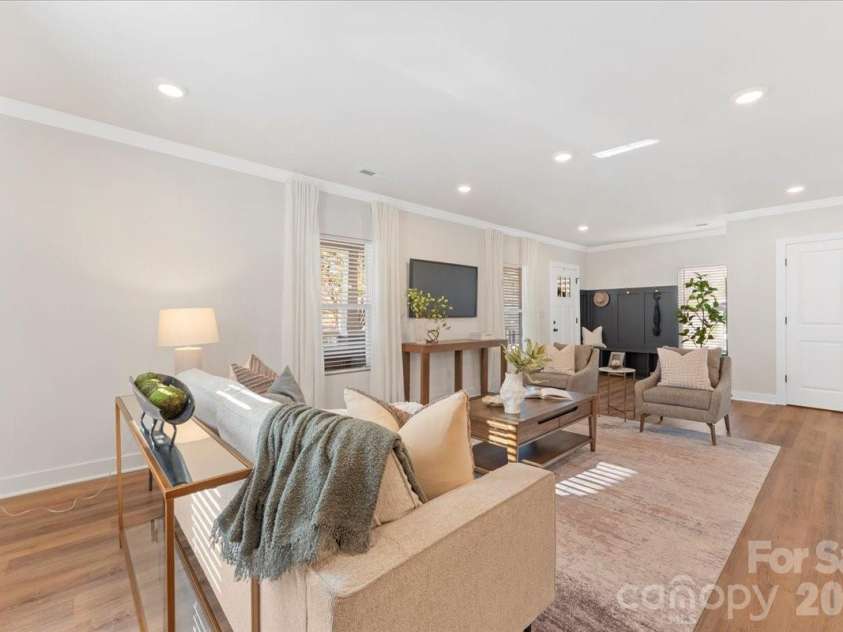 1716 Umstead Street, Charlotte, NC 28205.  MLS# CAR4334923, YatesRealty ID 3244. 