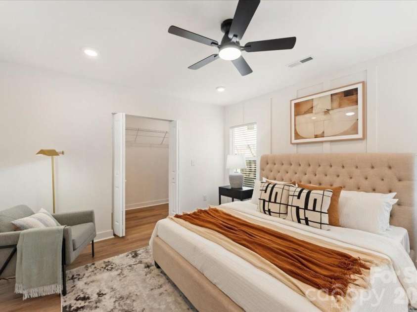 1716 Umstead Street, Charlotte, NC 28205.  MLS# CAR4334923, YatesRealty ID 3244. 