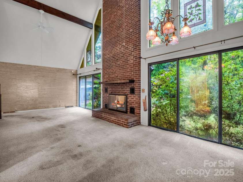 421 Chickadee Lane, Brevard, NC 28712.  MLS# CAR4279662, YatesRealty ID 3244. 