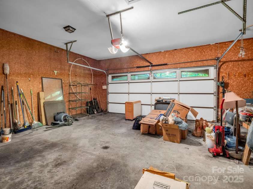 421 Chickadee Lane, Brevard, NC 28712.  MLS# CAR4279662, YatesRealty ID 3244. 