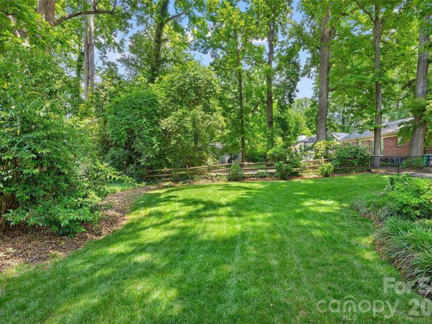 3724 Champaign Street, Charlotte, NC 28210.  MLS# CAR4392216, YatesRealty ID 32440. 