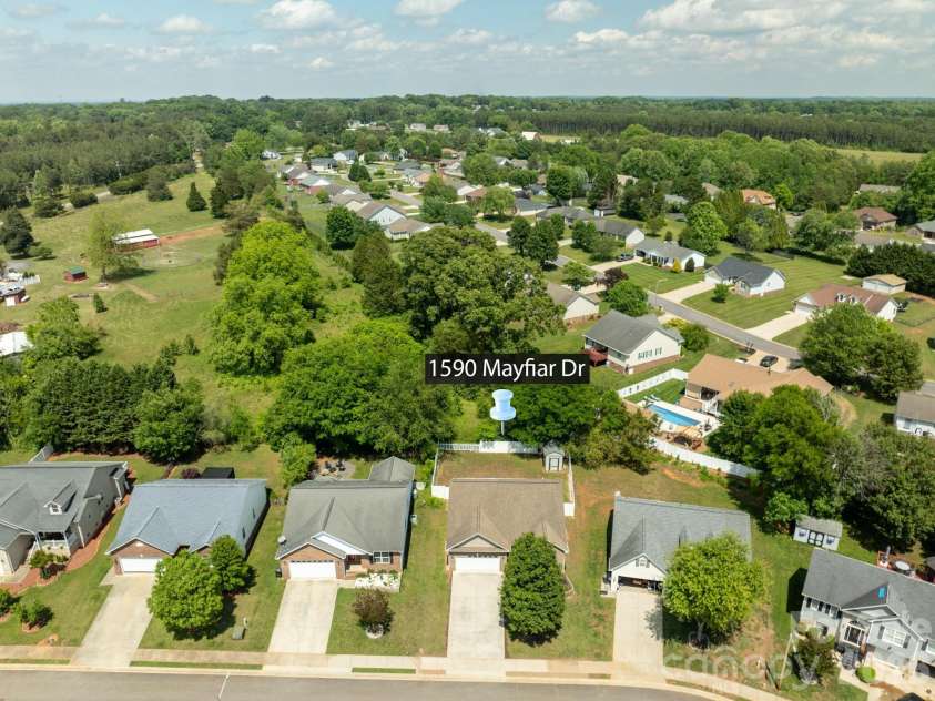 1590 Mayfair Drive, Conover, NC 28613.  MLS# CAR4394287, YatesRealty ID 32441. 