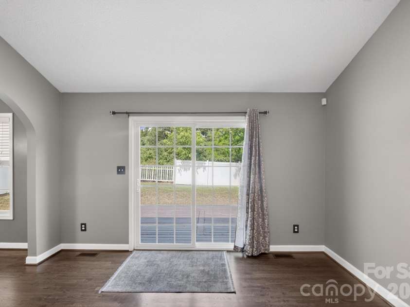 1590 Mayfair Drive, Conover, NC 28613.  MLS# CAR4394287, YatesRealty ID 32441. 