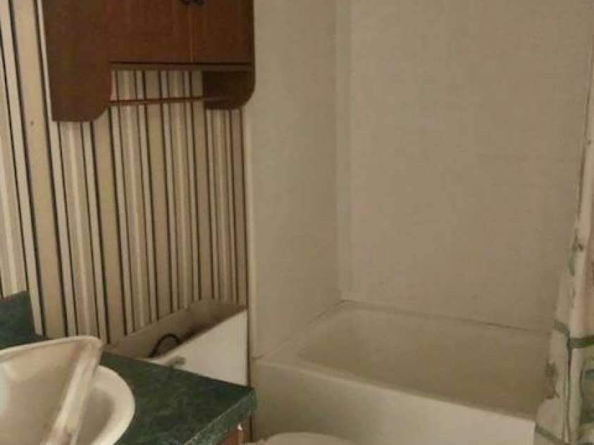 6702 Gold Mine Road, Morganton, NC 28655.  MLS# CAR4371816, YatesRealty ID 32442. Bathroom 1