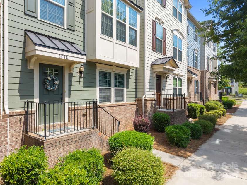 3018 Potomac River Parkway, Charlotte, NC 28217.  MLS# CAR4284593, YatesRealty ID 32443. 