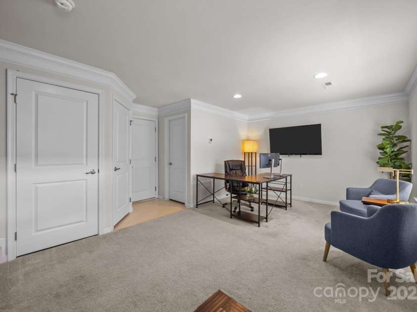 3018 Potomac River Parkway, Charlotte, NC 28217.  MLS# CAR4284593, YatesRealty ID 32443. 