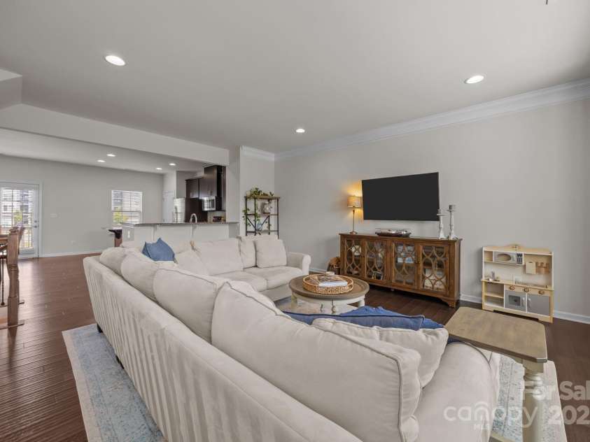 3018 Potomac River Parkway, Charlotte, NC 28217.  MLS# CAR4284593, YatesRealty ID 32443. 