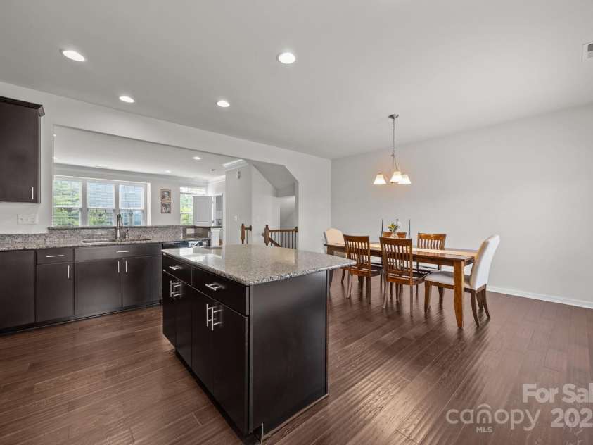 3018 Potomac River Parkway, Charlotte, NC 28217.  MLS# CAR4284593, YatesRealty ID 32443. 