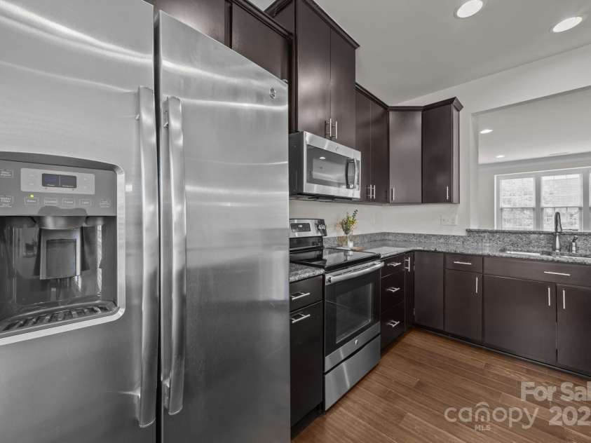 3018 Potomac River Parkway, Charlotte, NC 28217.  MLS# CAR4284593, YatesRealty ID 32443. 