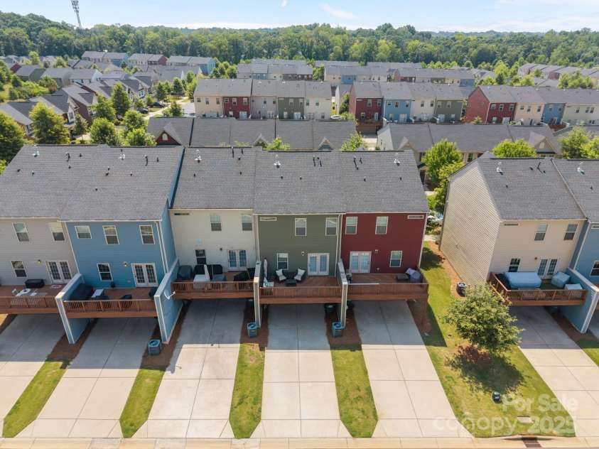 3018 Potomac River Parkway, Charlotte, NC 28217.  MLS# CAR4284593, YatesRealty ID 32443. 