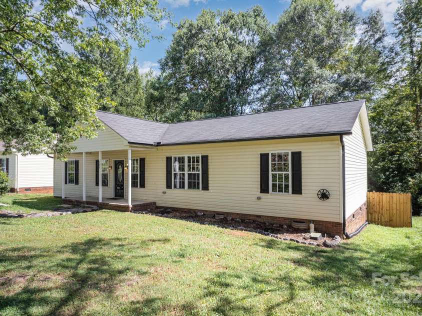 308 Louisiana Avenue, Bessemer City, NC 28016.  MLS# CAR4287596, YatesRealty ID 32445. 