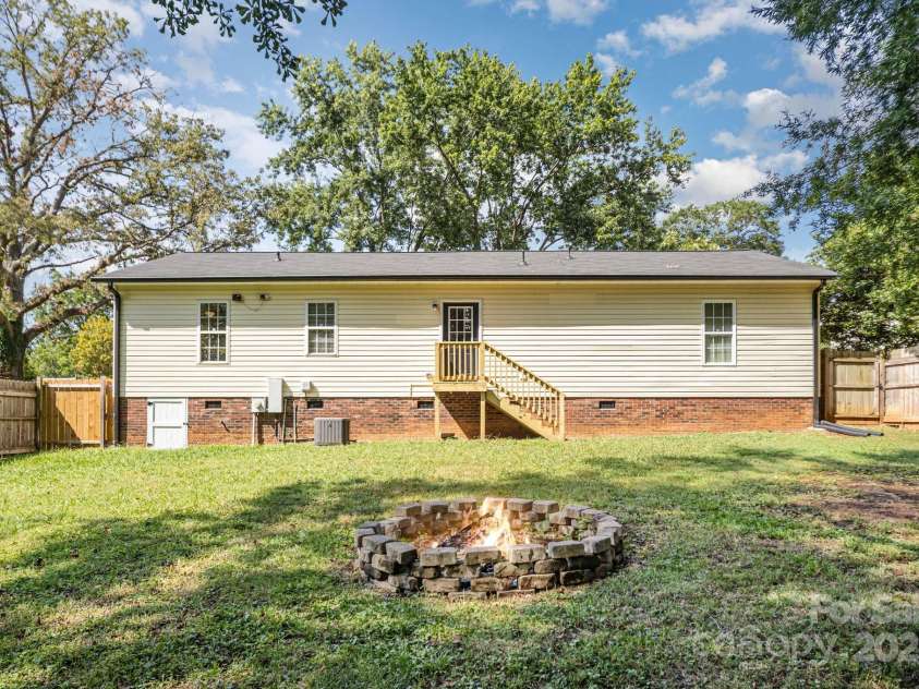 308 Louisiana Avenue, Bessemer City, NC 28016.  MLS# CAR4287596, YatesRealty ID 32445. 