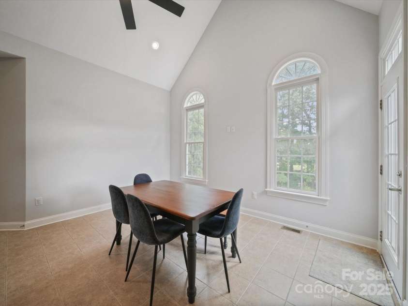 7408 Golf Course Drive, Denver, NC 28037.  MLS# CAR4287622, YatesRealty ID 32446. Breakfast Room