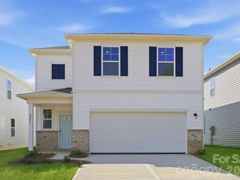 2953 31st Street Lane, Hickory, NC 28601.  MLS# CAR4392533, YatesRealty ID 32447. 