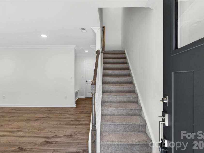 13018 Simoneaux Lane, Charlotte, NC 28277.  MLS# CAR4392350, YatesRealty ID 32449. 