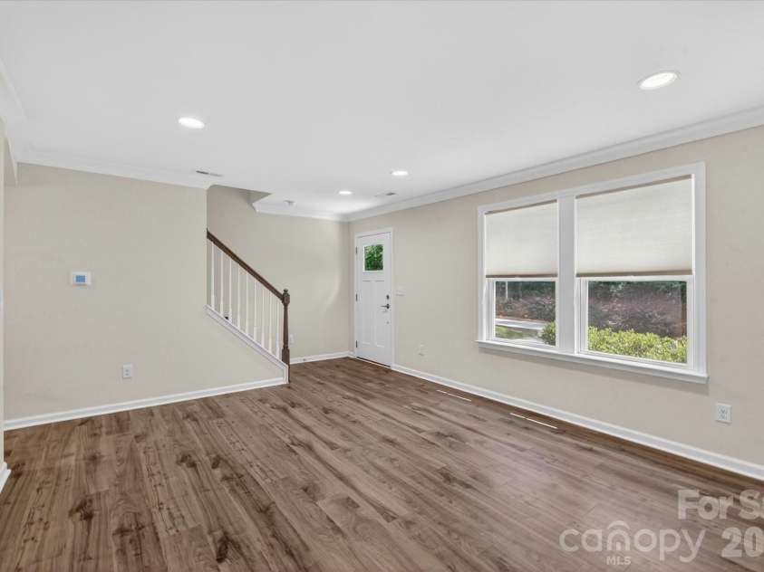 13018 Simoneaux Lane, Charlotte, NC 28277.  MLS# CAR4392350, YatesRealty ID 32449. 