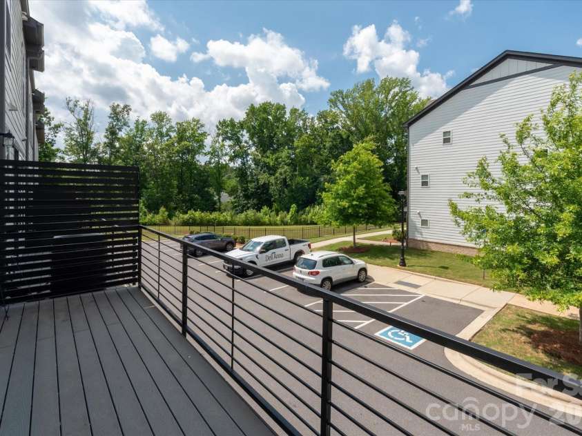 13018 Simoneaux Lane, Charlotte, NC 28277.  MLS# CAR4392350, YatesRealty ID 32449. 