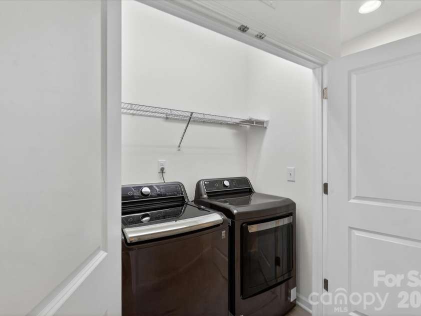 13018 Simoneaux Lane, Charlotte, NC 28277.  MLS# CAR4392350, YatesRealty ID 32449. 