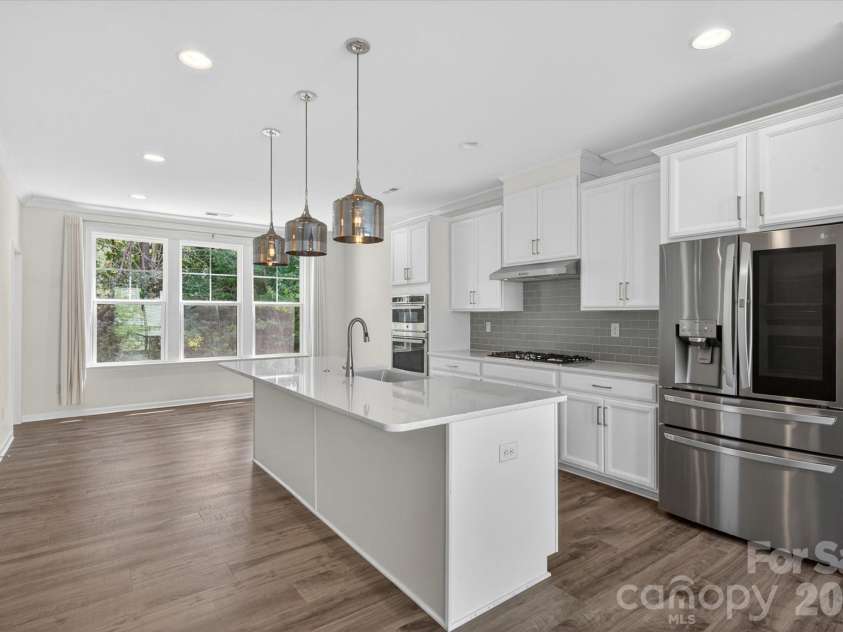 13018 Simoneaux Lane, Charlotte, NC 28277.  MLS# CAR4392350, YatesRealty ID 32449. Refrigerator to Convey