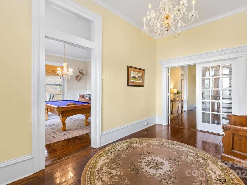 251 Broad Street, Mooresville, NC 28115.  MLS# CAR4287079, YatesRealty ID 32449. 