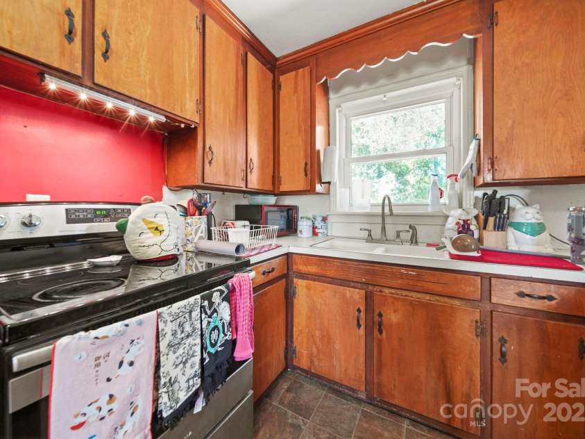 2189 Mary Street, China Grove, NC 28023.  MLS# CAR4301282, YatesRealty ID 3245. 