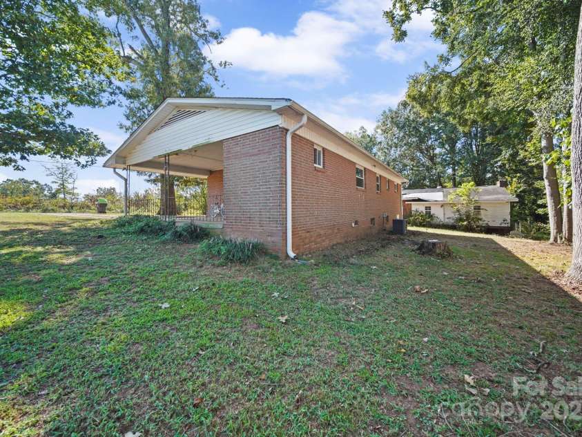 2189 Mary Street, China Grove, NC 28023.  MLS# CAR4301282, YatesRealty ID 3245. 