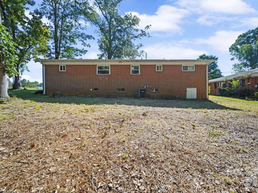 2189 Mary Street, China Grove, NC 28023.  MLS# CAR4301282, YatesRealty ID 3245. 