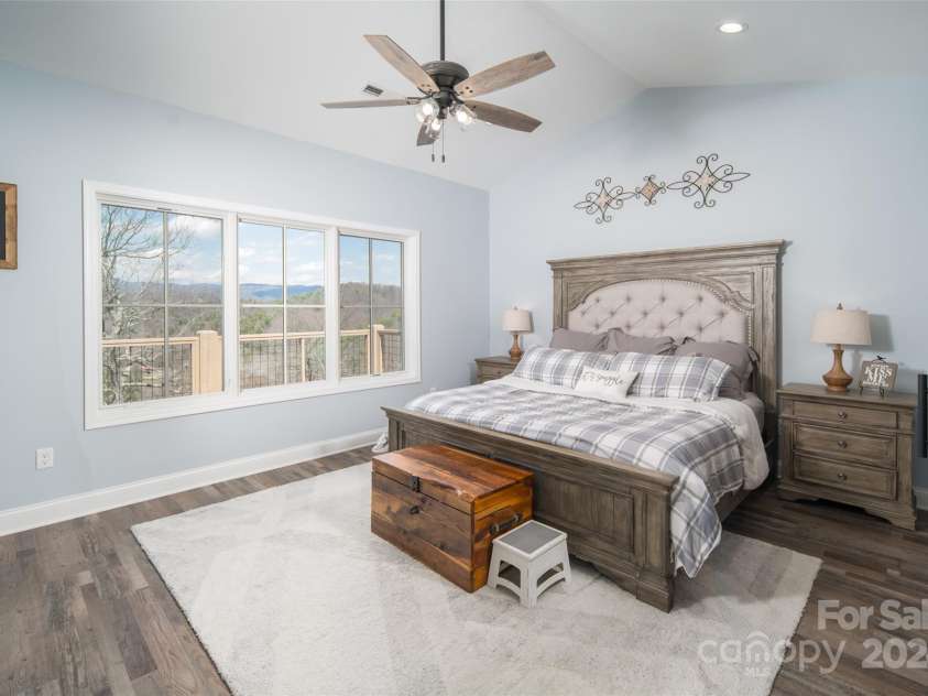 4870 Blowing Rock Boulevard, Lenoir, NC 28605.  MLS# CAR4078765, YatesRealty ID 3245. 